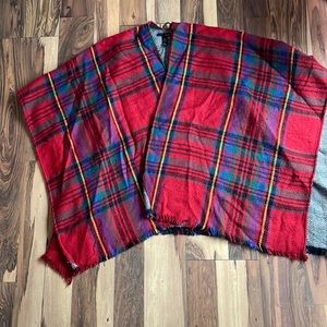 Modena plaid poncho